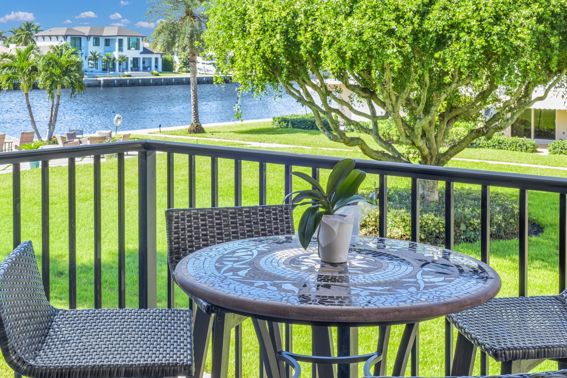 2nd floor balcony with amazing views