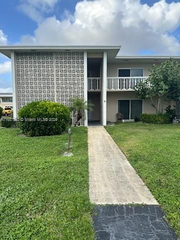 $149,900 | 115 South Boulevard, Unit 2A | Boynton Beach