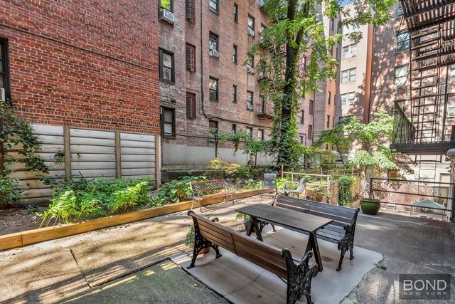 $599,000 | 96 Arden Street, Unit 2G | Washington Heights