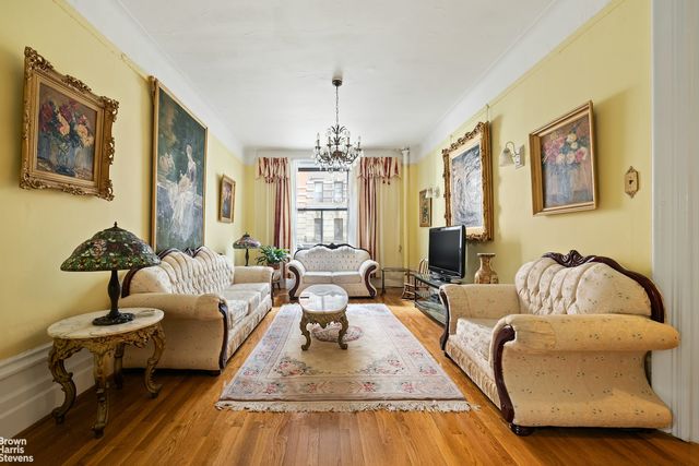 $1,259,000 | 528 West 111th Street, Unit 6 | Morningside Heights