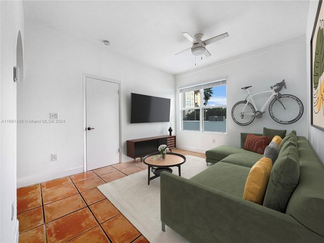 $295,000 | 1218 Drexel Avenue, Unit 304 | Flamingo-Lummus