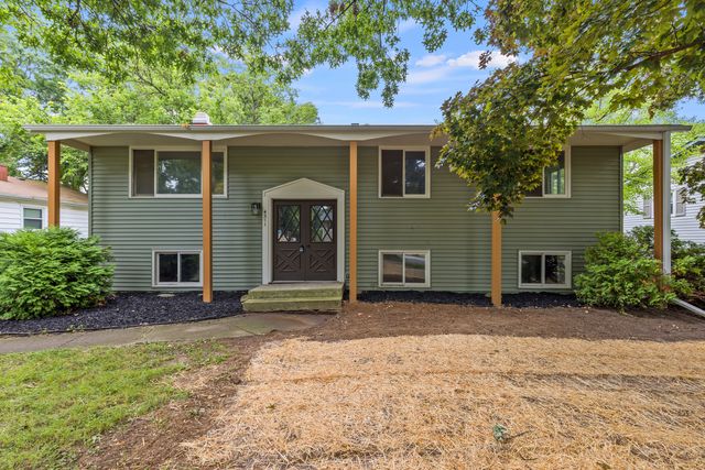 $199,900 | 4311 Mayflower Avenue | Colonial Crest