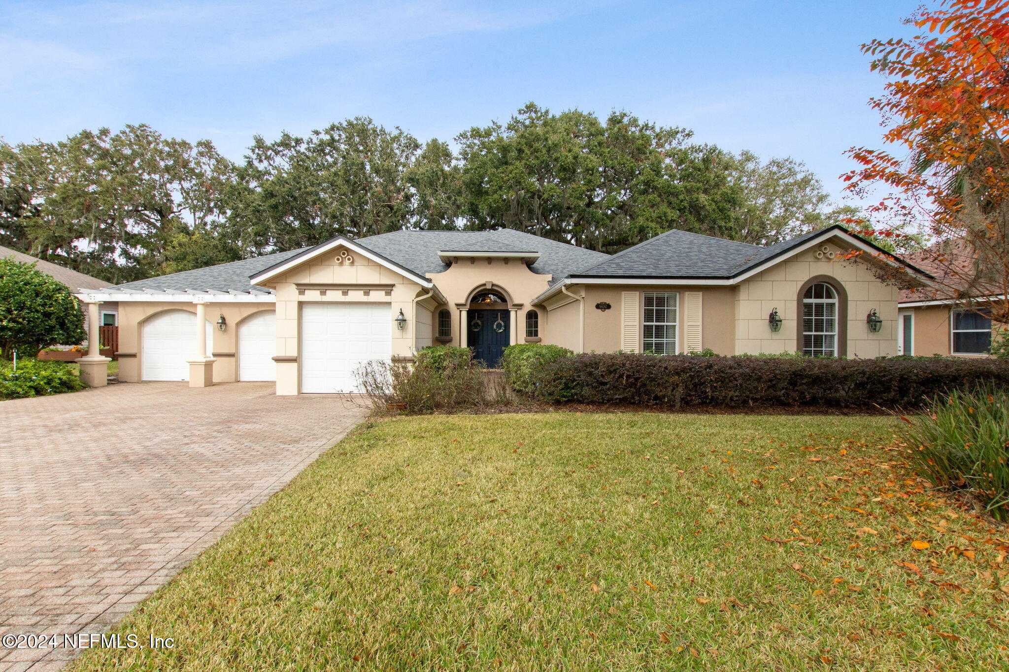 0-web-or-mls-96067 Oak Canopy Ln-2