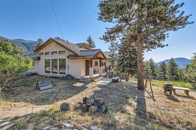 $1,599,999 | 96 Carolyn Drive | Upper Bear Creek