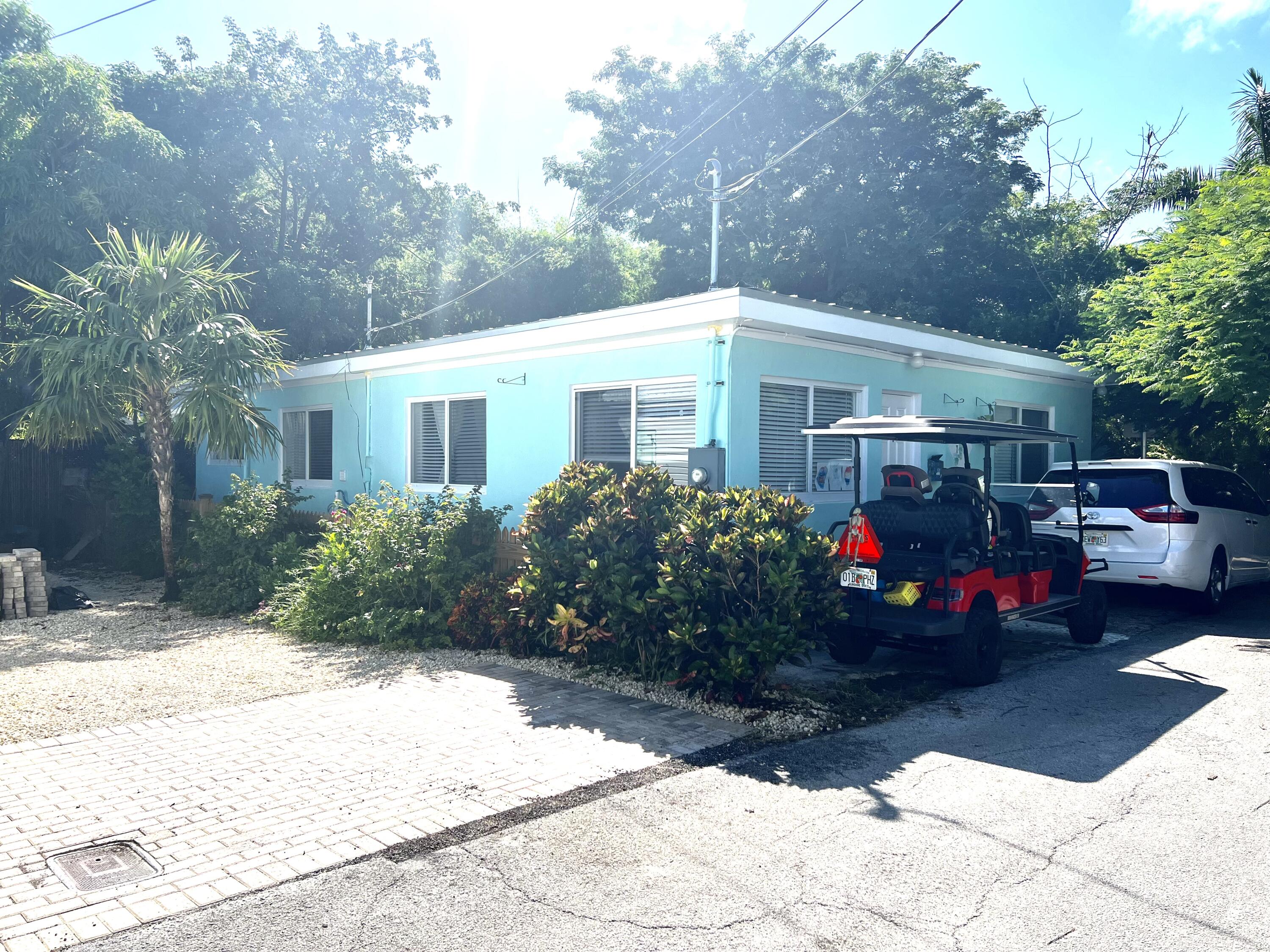 a front view of house with yard