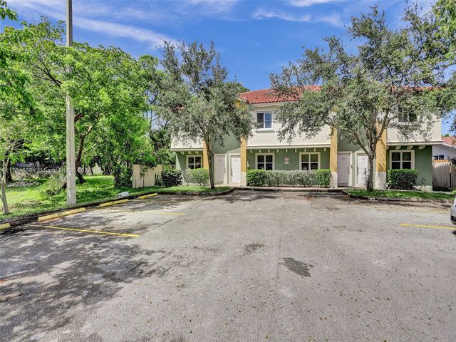 $1,595,000 | 421 Northwest 40th Court | Prospect Gardens