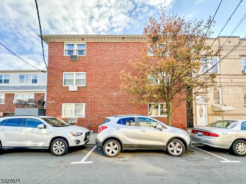 a car parked in front of a building