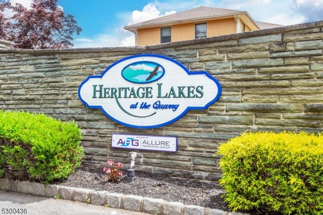 $260,000 | 47 Burlington Court, Unit 47 | Hamburg