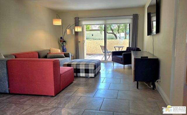 $2,100 | 2160 South Palm Canyon Drive, Unit 2 | Canyon Corridor