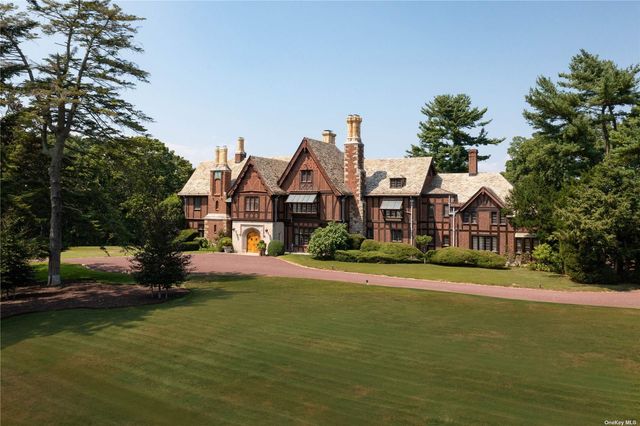 $12,550,000 | 127 Horseshoe Road | Mill Neck