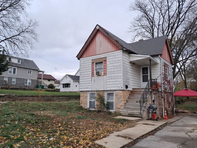 $235,000 | 812 Vine Street | Joliet