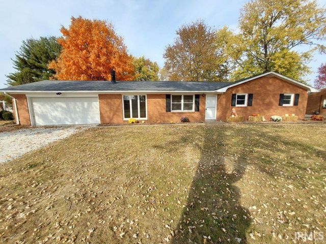 $234,900 | 1312 West Clover Street | Bainbridge Township - Dubois County