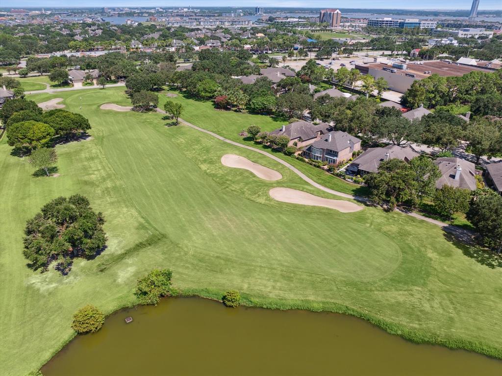 Amazing golf course lot in South Shore - NEW ROOF and NEW AC in July 2024!