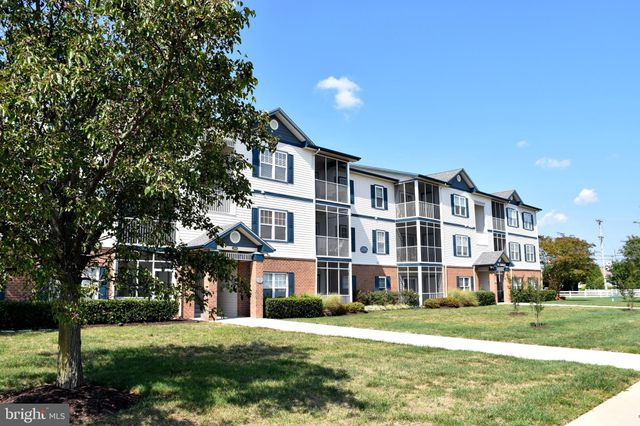 $1,750 | 17059 South Brandt Street, Unit 3206 | Villages of Five Points