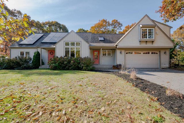 $749,900 | 2 Woodvue Circle | Forestdale