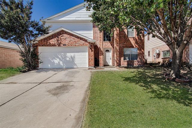 $2,195 | 7002 Glenshire Drive | Southeast Arlington