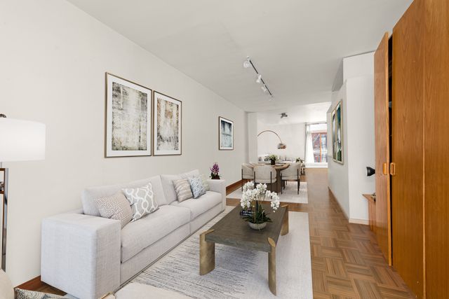 $4,950,000 | 542 West 110th Street | Upper West Side