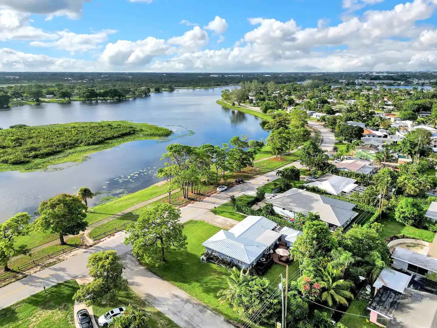 a view of a lake in a city