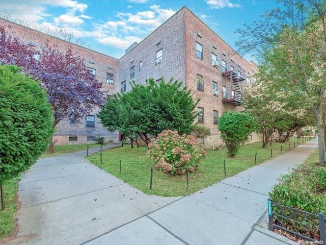 $249,000 | 144-30 78th Road, Unit 1H | Kew Gardens Hills