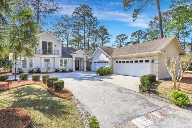 $1,099,999 | 38 Fairway Drive | Rose Hill Plantation