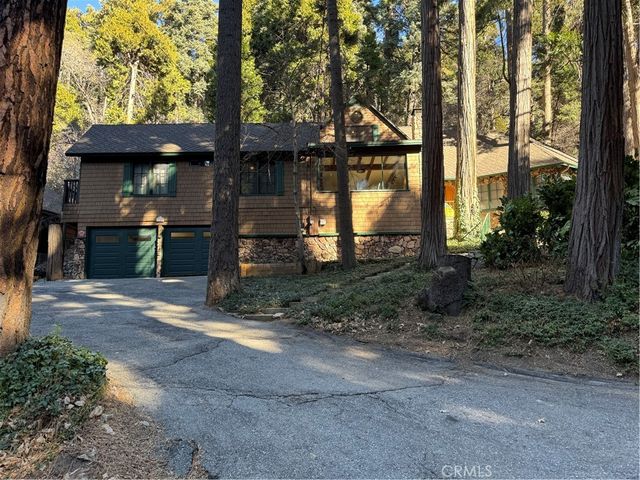 $899,000 | 801 Kuffel Canyon Road | Lake Arrowhead