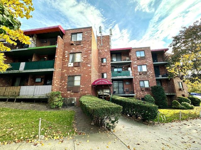 $468,000 | 57-45 74th Street, Unit 309 | Maspeth