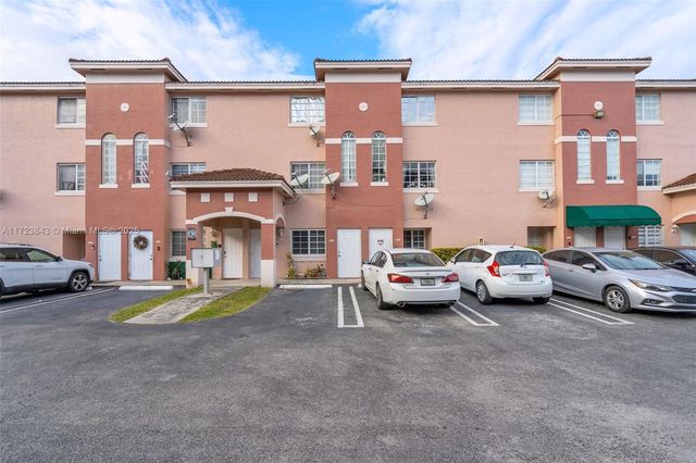 $340,000 | 12035 Southwest 14th Street, Unit 105 | Tamiami