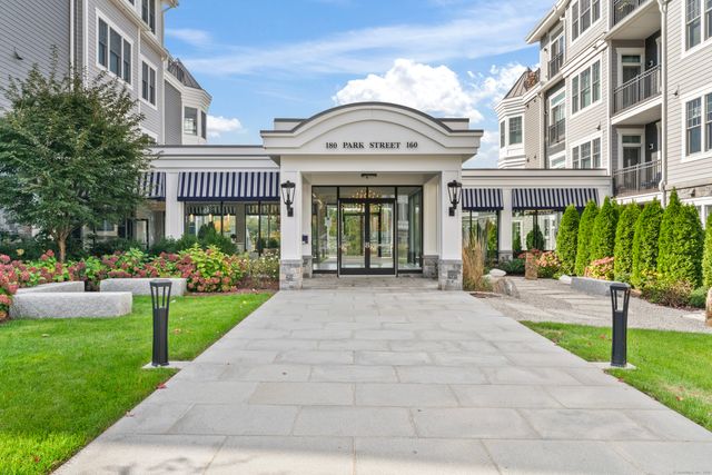 $1,659,000 | 180 Park Street, Unit D306 | New Canaan