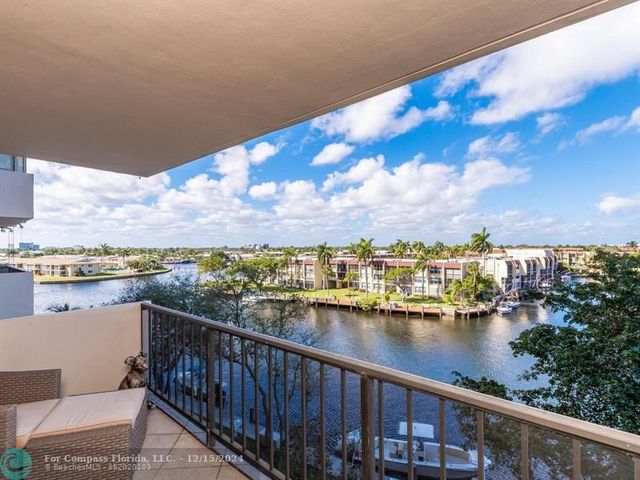 $288,900 | 801 South Federal Highway, Unit 519 | Cypress Lakes