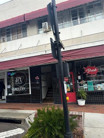 $1,140 | 165 East Tarpon Avenue | Downtown Tarpon Springs