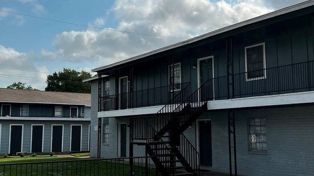 $850 | 427 Hollyvale Drive, Unit 21 | Aldine