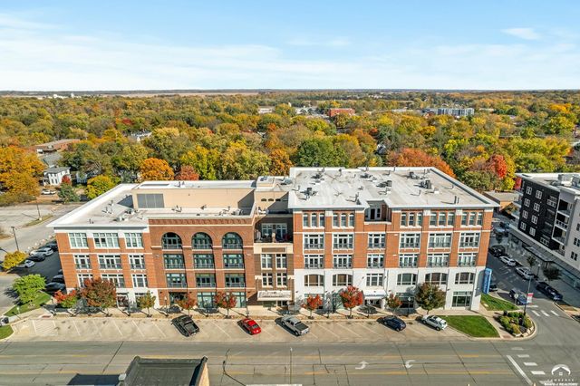 $389,900 | 730 New Hampshire Street, Unit 4M | Lawrence