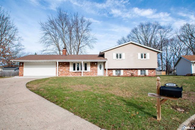 $319,900 | 125 Cherbourg Court | East Peoria