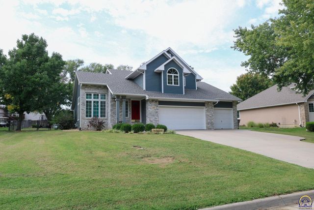 $359,000 | 2811 West Lake Drive | Emporia