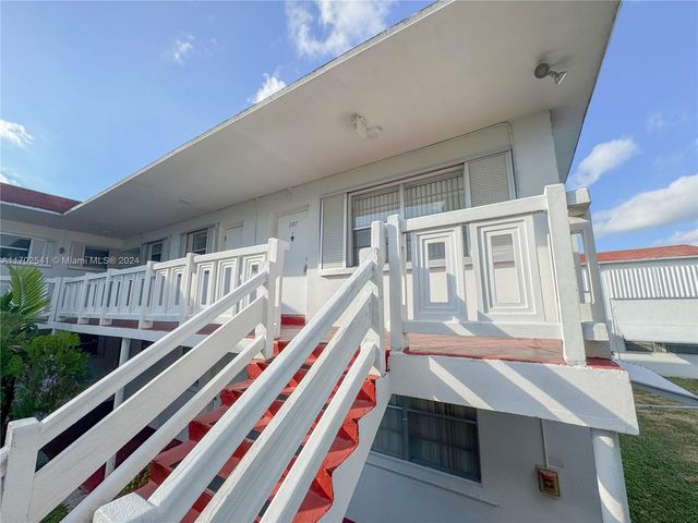 $129,000 | 1311 Northwest 43rd Avenue, Unit 207 | Lauderhill