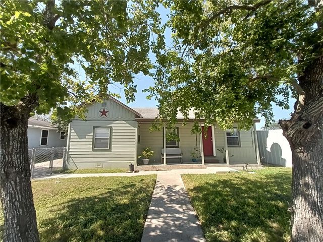 $139,900 | 1737 Main Drive | Corpus Christi Airport District