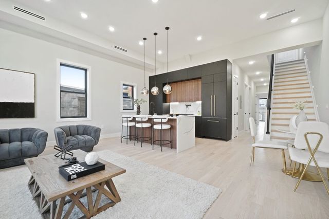 $1,099,000 | 43 Charles Street, Unit 2 | The Heights