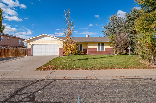 $439,500 | 710 Pinyon Court | Orchard Valley