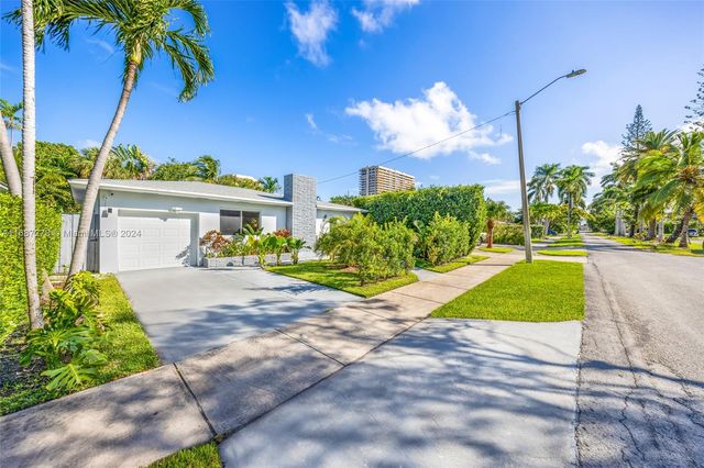 $5,500 | 1567 Northeast 110th Street | Biscayne Shores