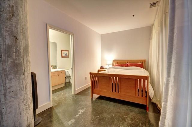 $1,650 | 845 Spring Street Northwest, Unit B2 | Midcity Lofts