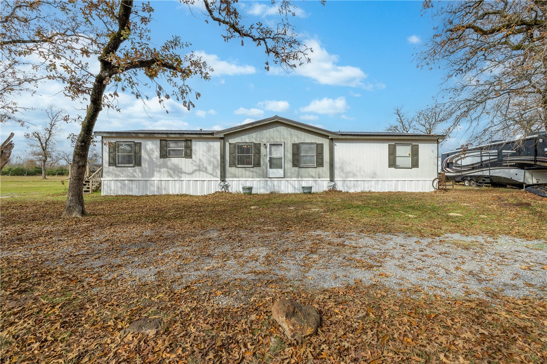 View of manufactured / mobile home