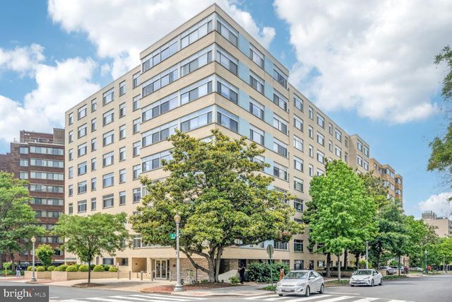 $318,000 | 2401 H Street Northwest, Unit 206 | Foggy Bottom