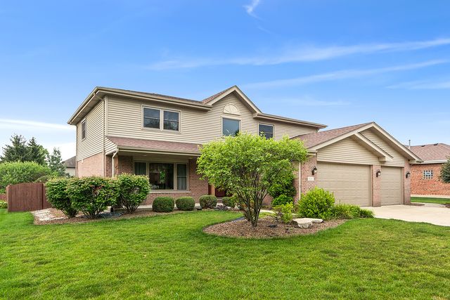 $525,000 | 9007 Adare Avenue | Mokena