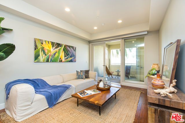 $5,495 | 1751 Appian Way, Unit 101 | Santa Monica