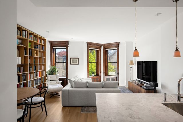 $3,500,000 | 38 7th Avenue, Unit 4 | Park Slope