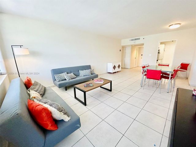 $3,500 | 100 Lincoln Road, Unit 1241 | Deco Plage Condominiums