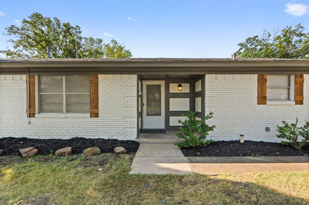 a view of house with outdoor space