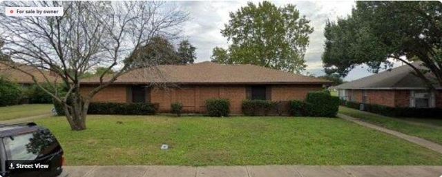 $224,900 | 820 Shadywood Lane | DeSoto