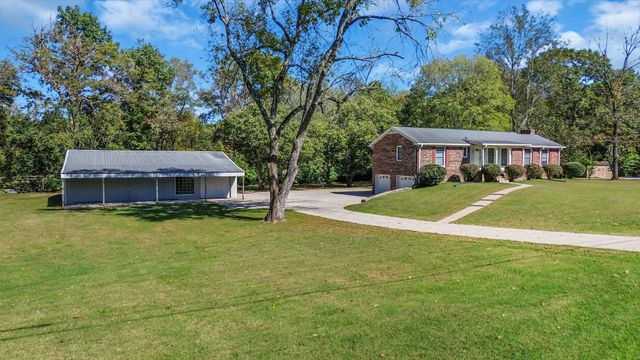 $1,100,000 | 401 Ellington Drive | Goose Creek