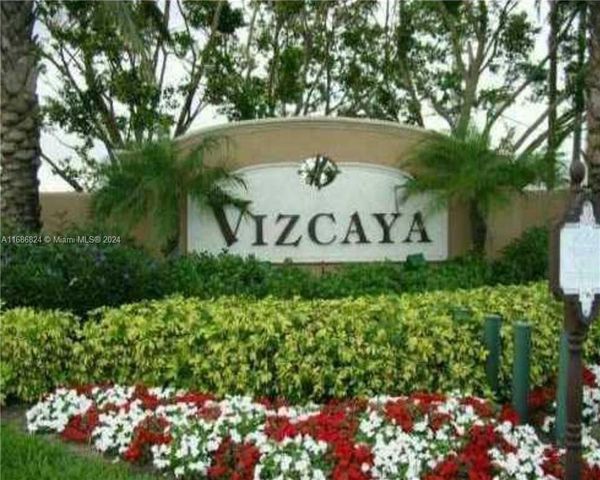 $3,250 | 5403 Southwest 126th Terrace, Unit 5403 | Vizcaya